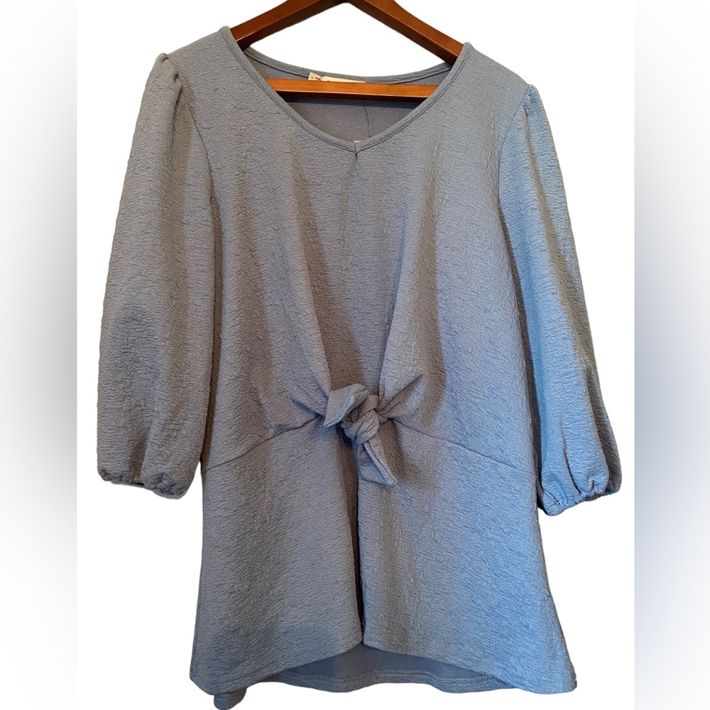 FLTStudio Blue 3/4 Length Balloon Sleeve Top
